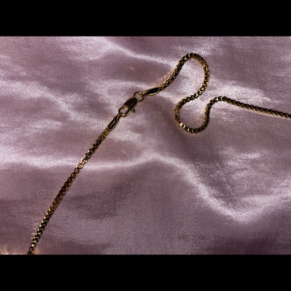 Gold Rhinestone Necklace - Picture 4 of 8